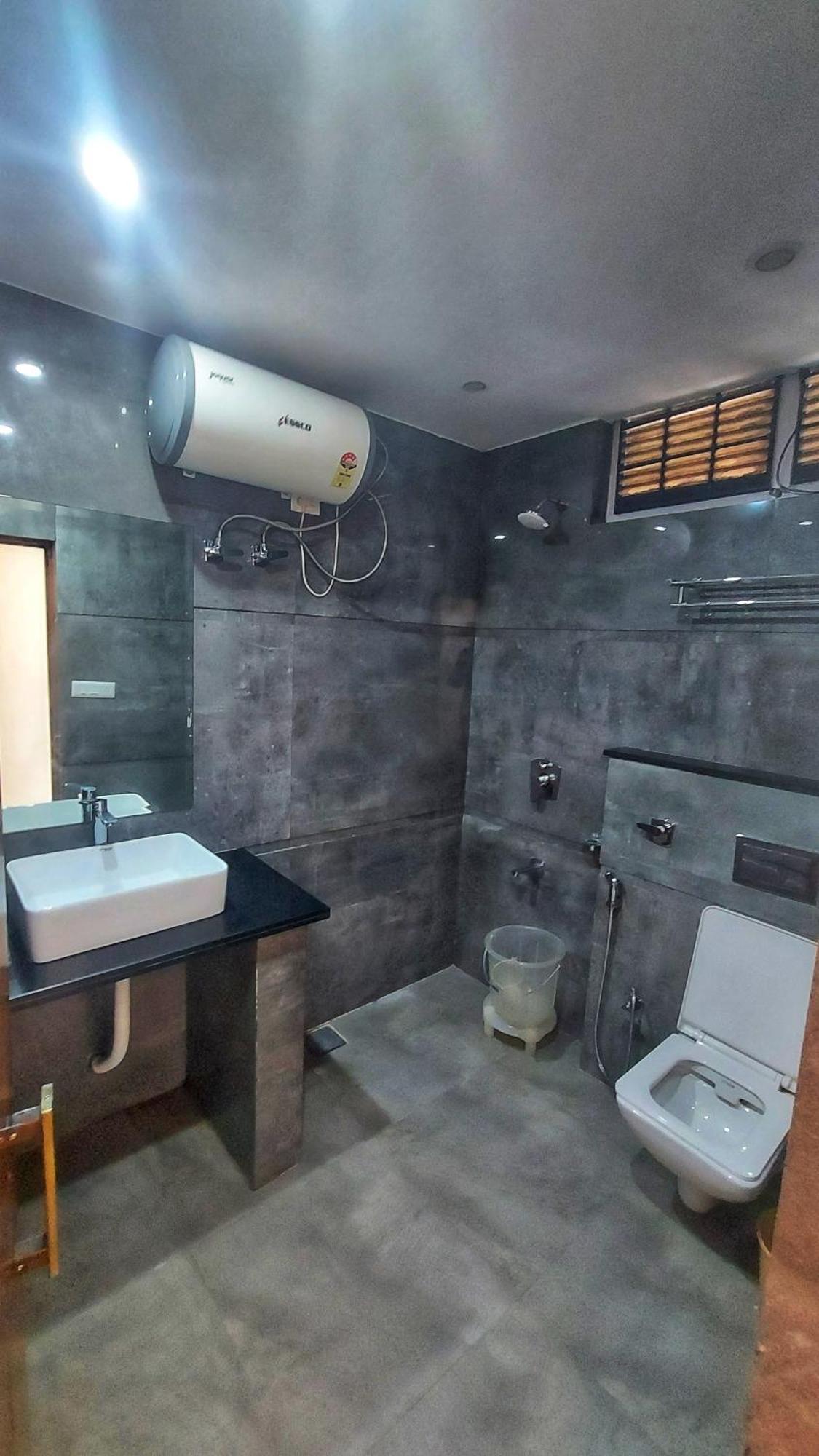 Hotel India House Дармсала Экстерьер фото