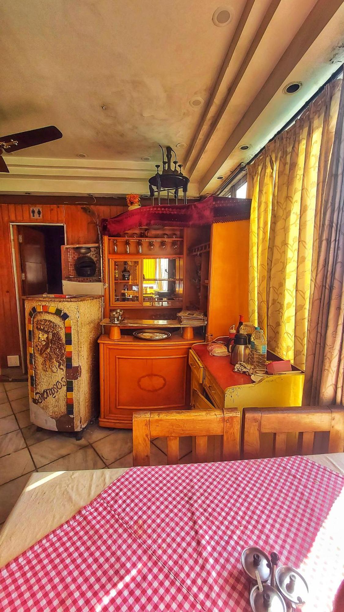 Hotel India House Дармсала Экстерьер фото